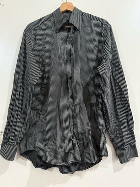 EQUILIBRIO Men's Black Pinstripe Long-Sleeve Dress Shirt - Tailored Button-Down